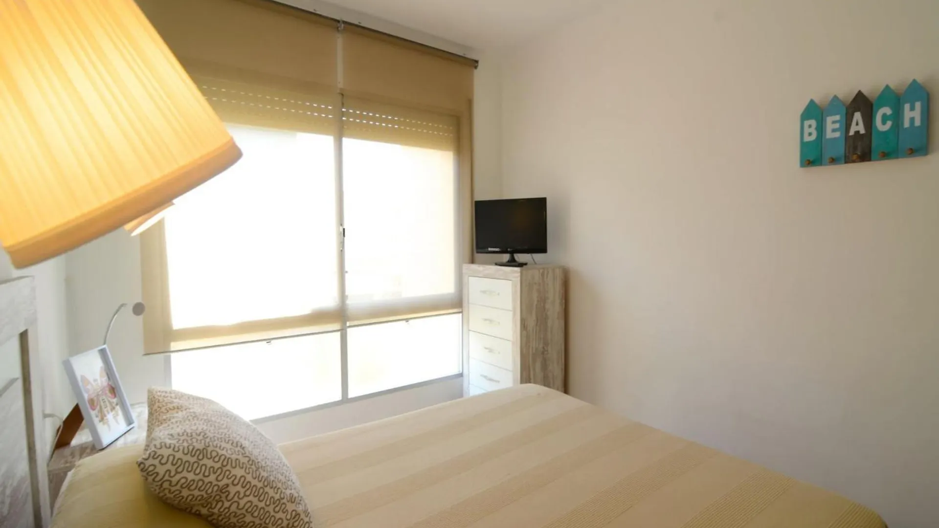 Omega 5 1-D Apartment Л'Эстартит 0*,  Испания