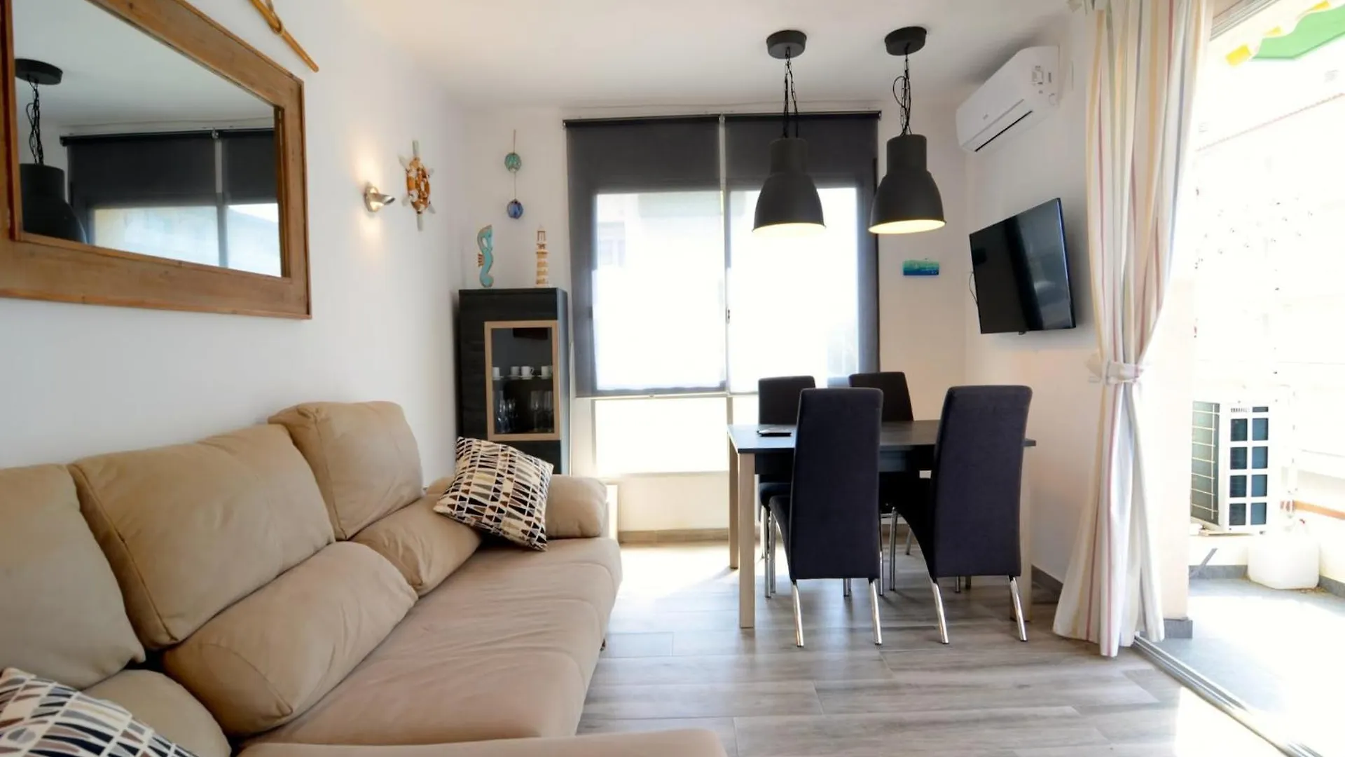 Omega 5 1-D Apartment L'Estartit